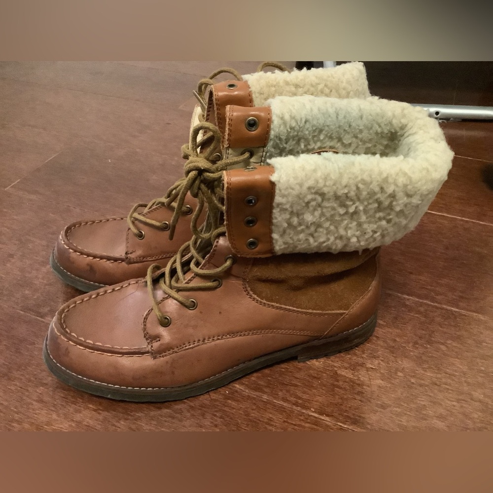 GH Bass women’s winter boots shoes brown leather fur lined size 7
